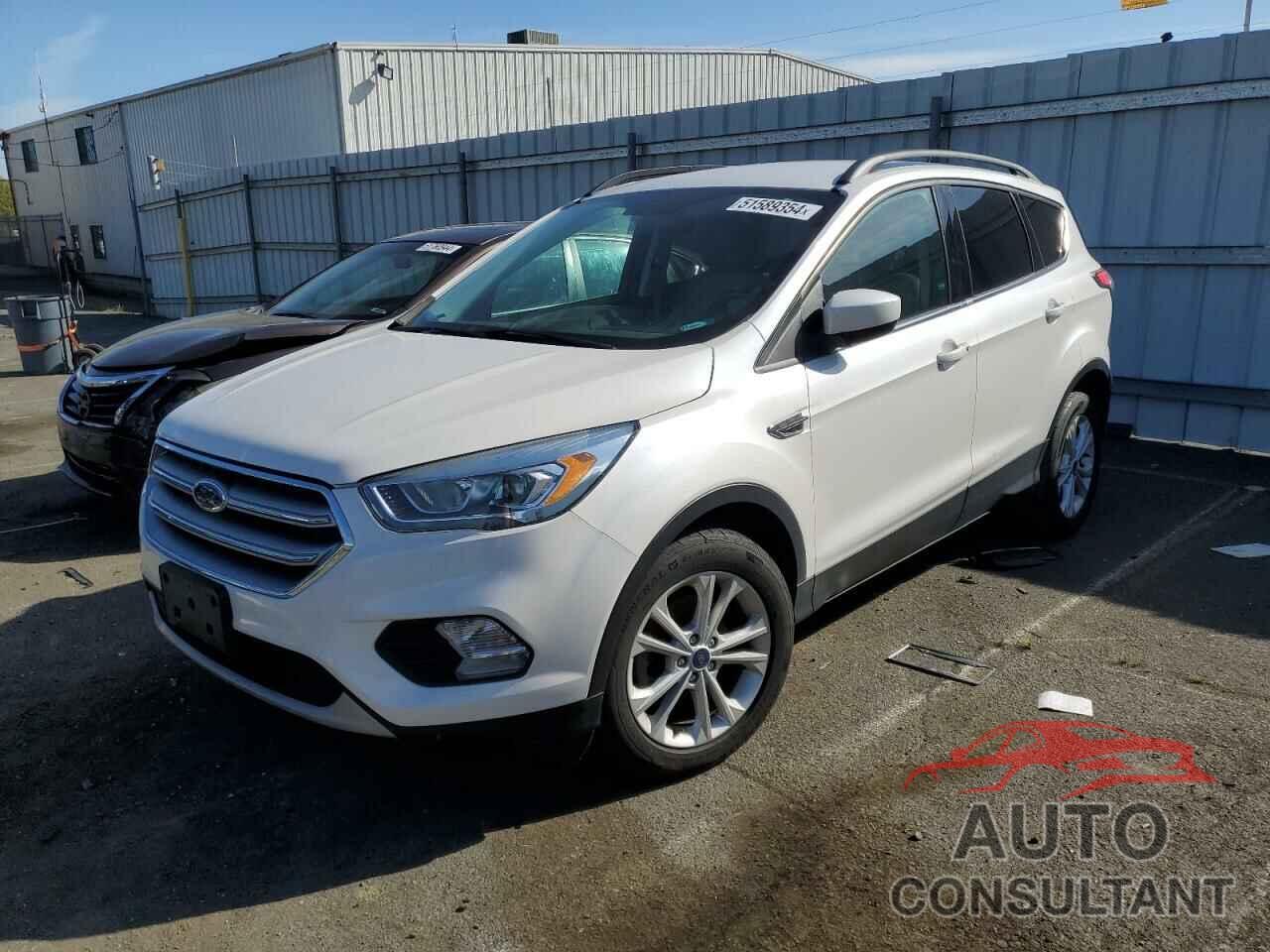 FORD ESCAPE 2017 - 1FMCU0GD8HUA68623