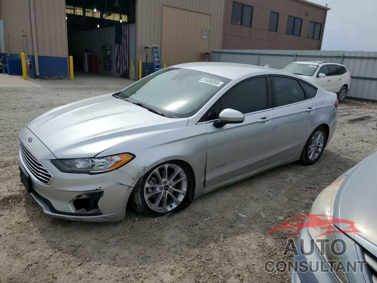FORD FUSION 2019 - 3FA6P0LU1KR272571