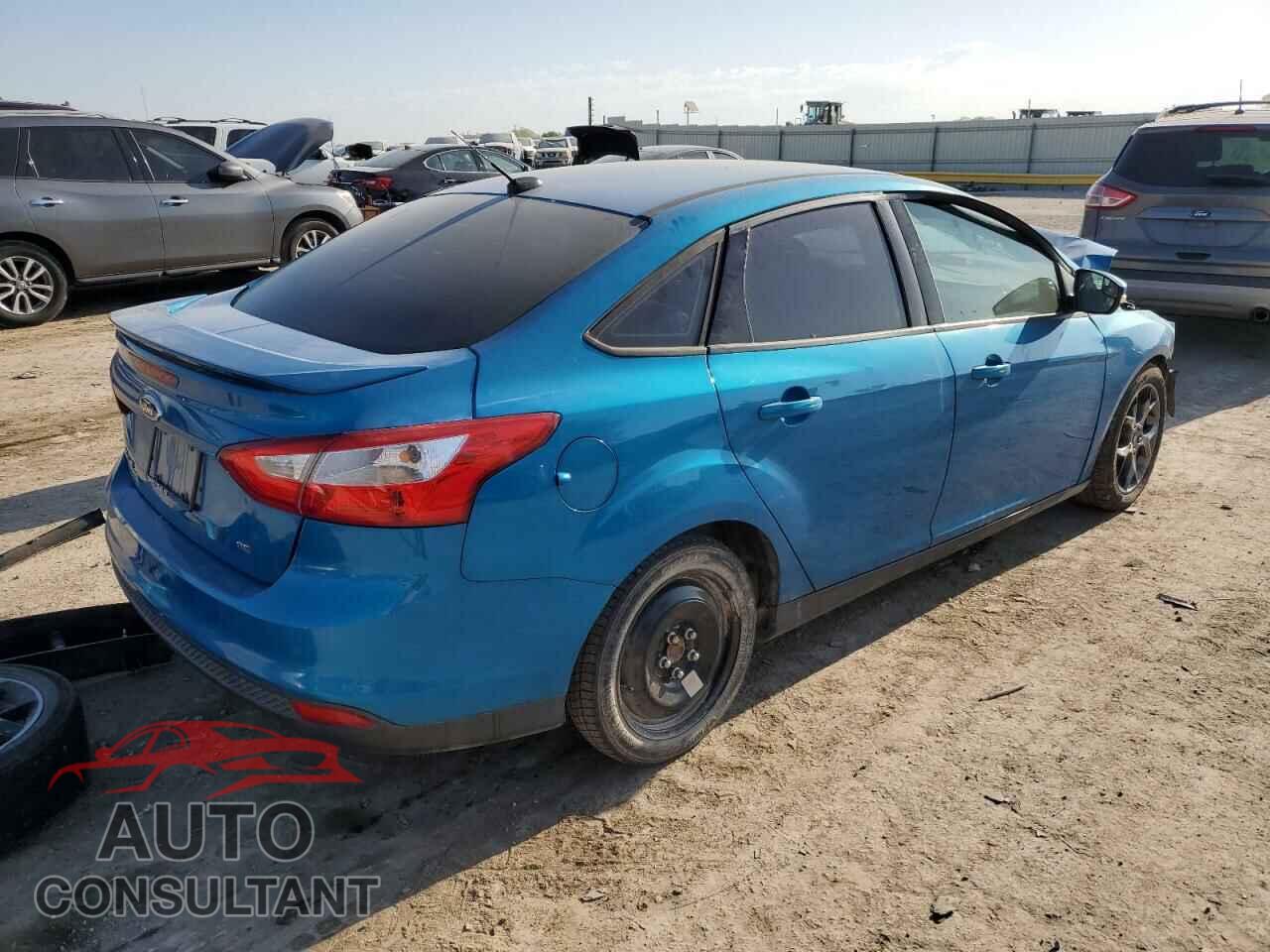 FORD FOCUS 2014 - 1FADP3F27EL198773