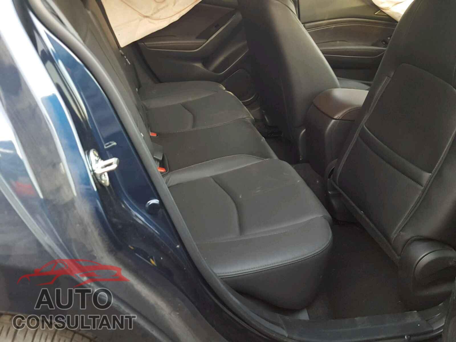 MAZDA 3 2017 - 3MZBN1M3XHM149610