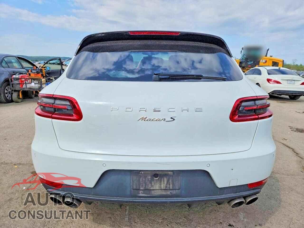 PORSCHE MACAN 2015 - WP1AB2A55FLB41558