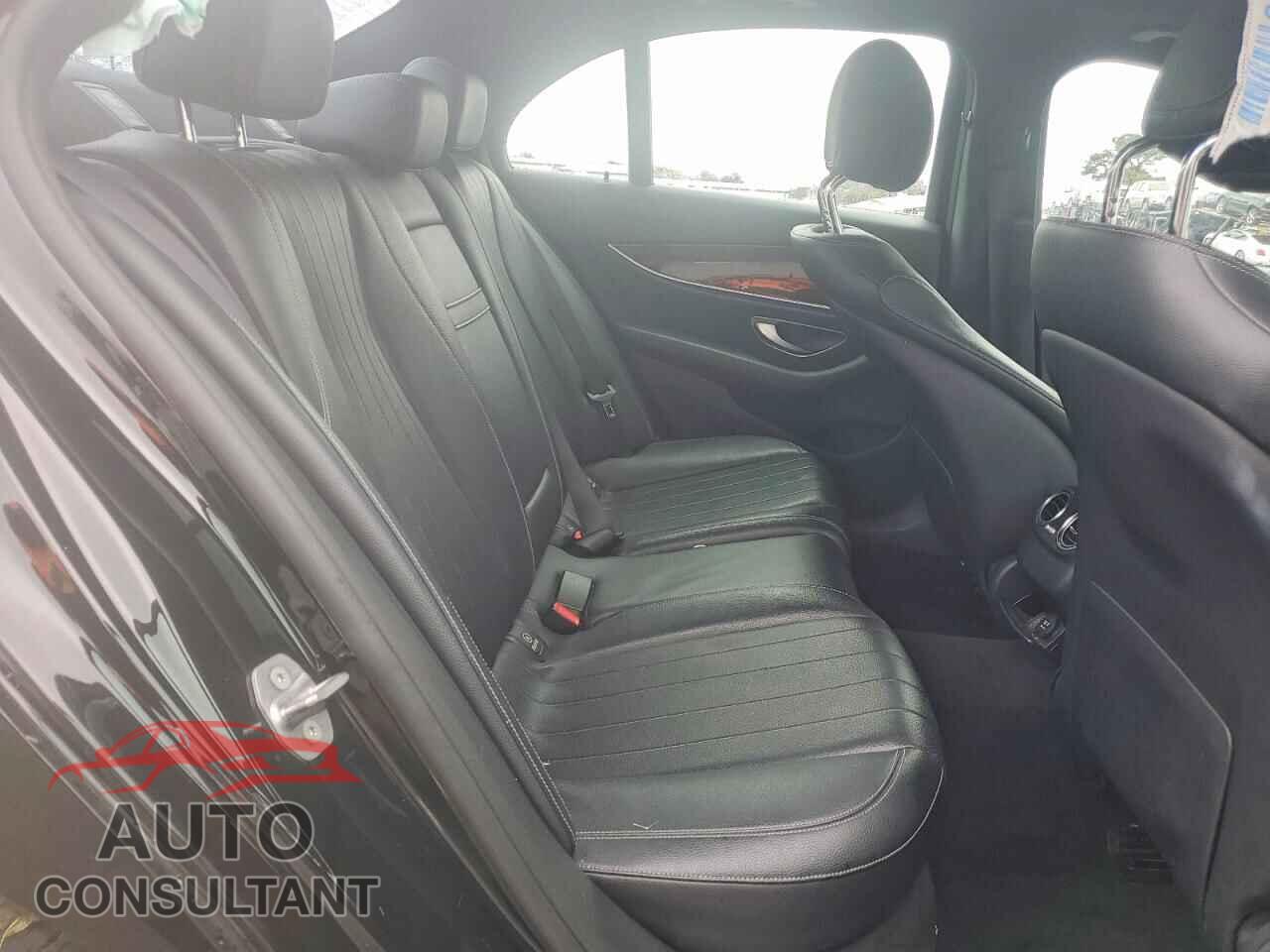 MERCEDES-BENZ E-CLASS 2017 - WDDZF4KB1HA096809
