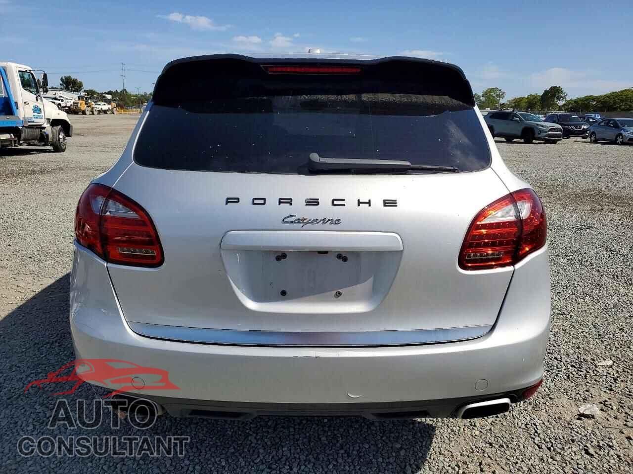 PORSCHE CAYENNE 2011 - WP1AA2A28BLA08456