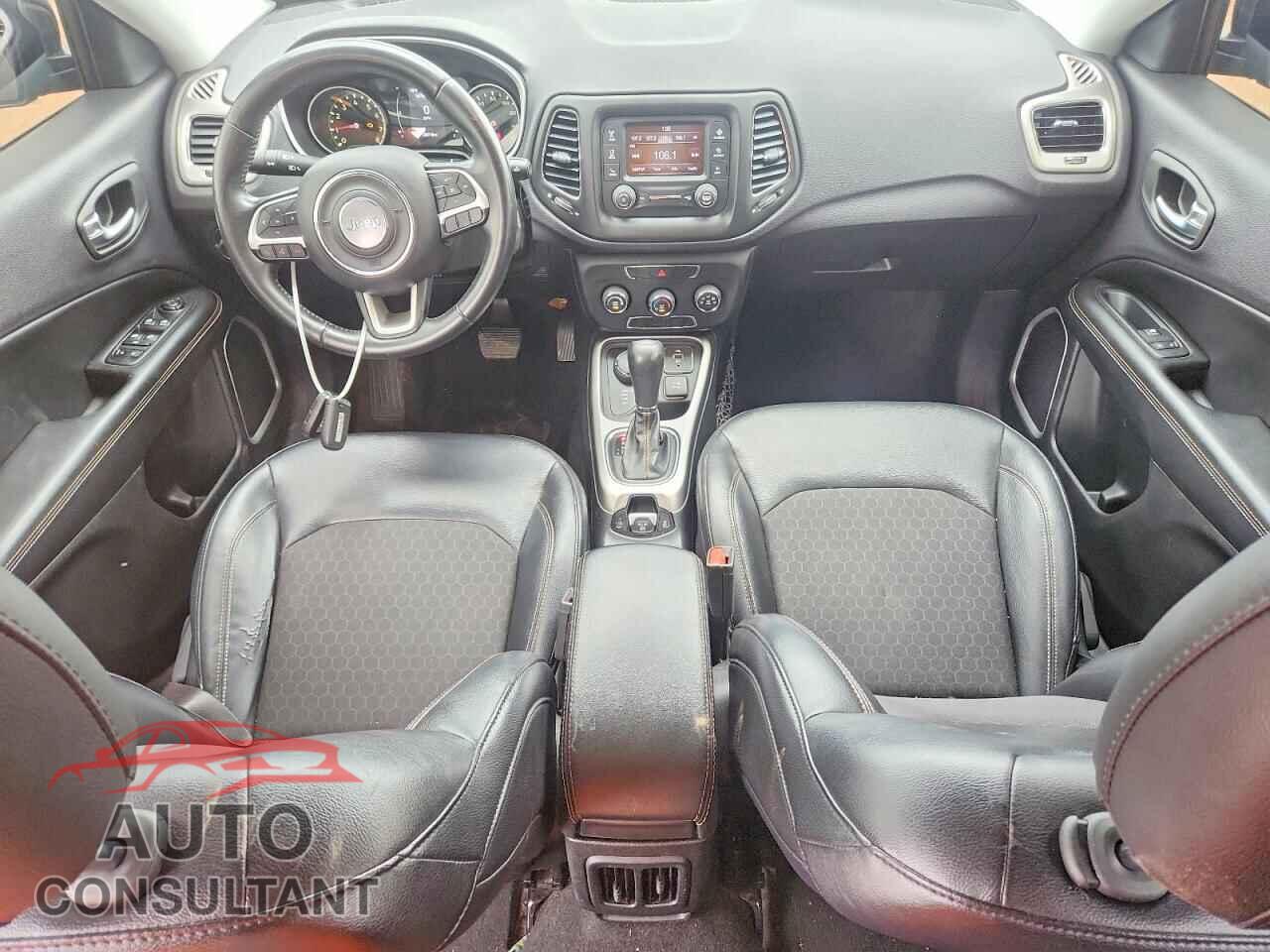 JEEP COMPASS 2017 - 3C4NJDBB8HT679992