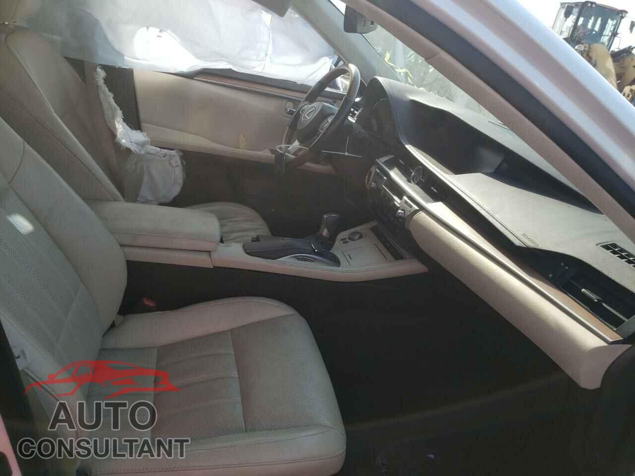 LEXUS ES300 2018 - JTHBW1GG9J2181104