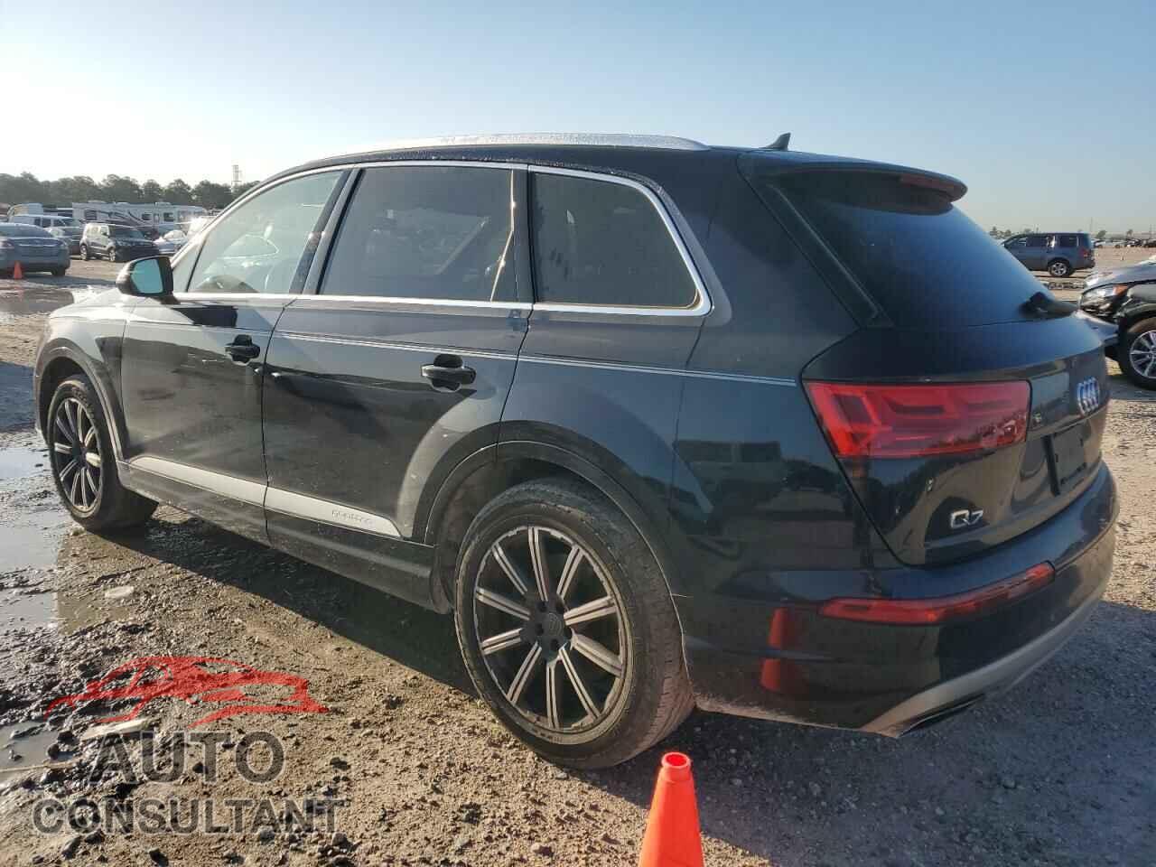 AUDI Q7 2017 - WA1AAAF77HD008302