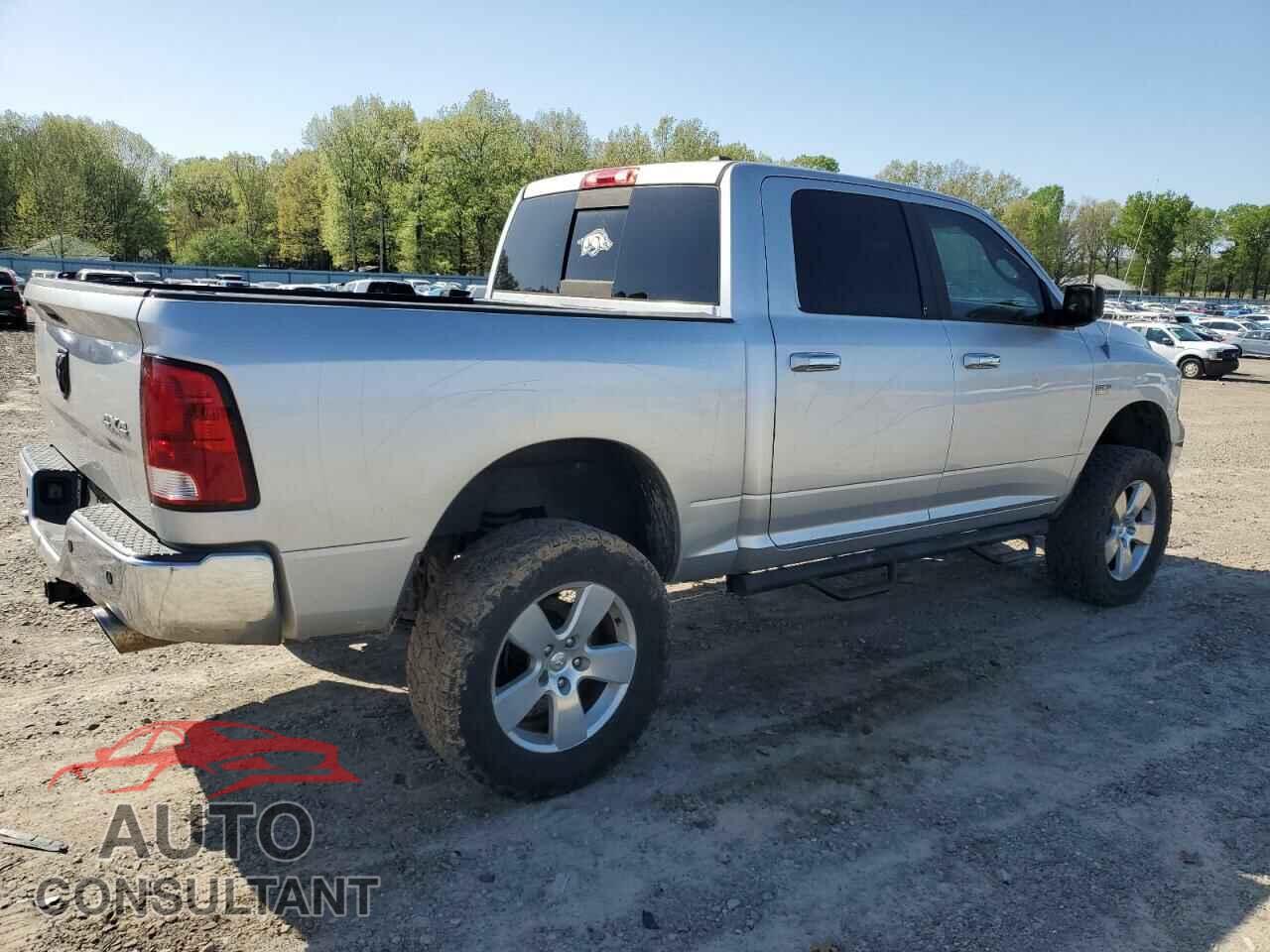 DODGE RAM 1500 2012 - 1C6RD7LT3CS275680