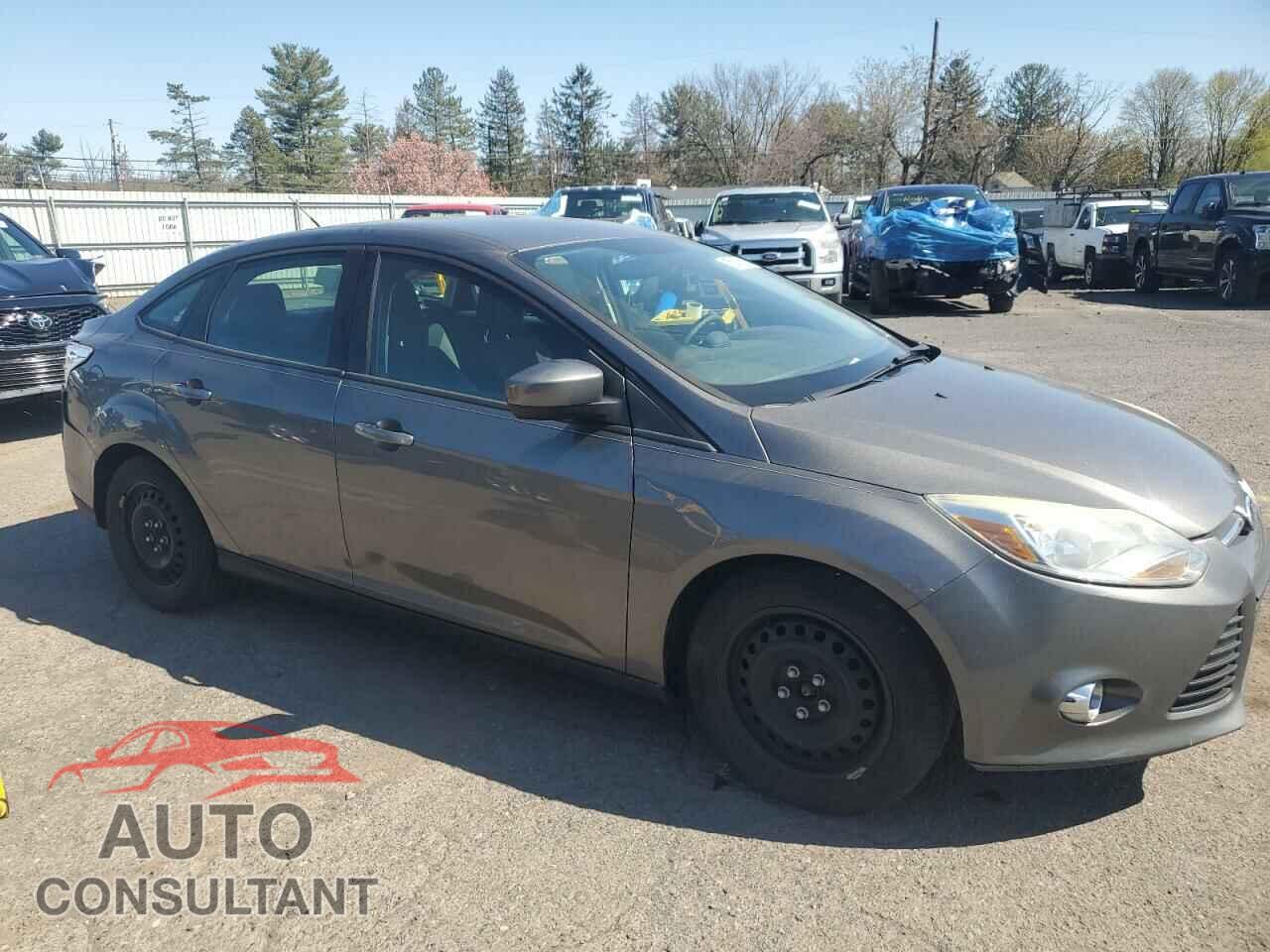 FORD FOCUS 2012 - 1FAHP3F28CL327411