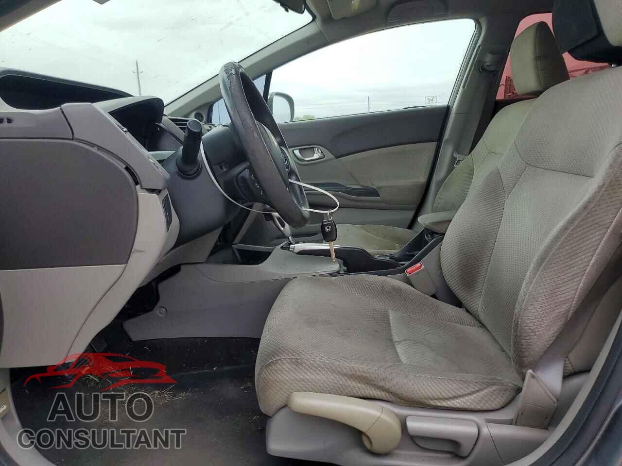 HONDA CIVIC 2012 - JHMFB4F26CS009085
