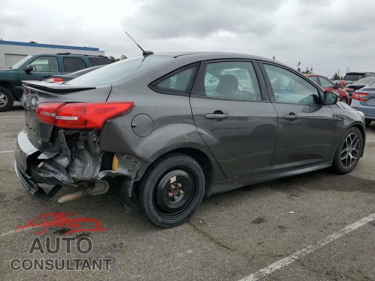 FORD FOCUS 2015 - 1FADP3F24FL375331