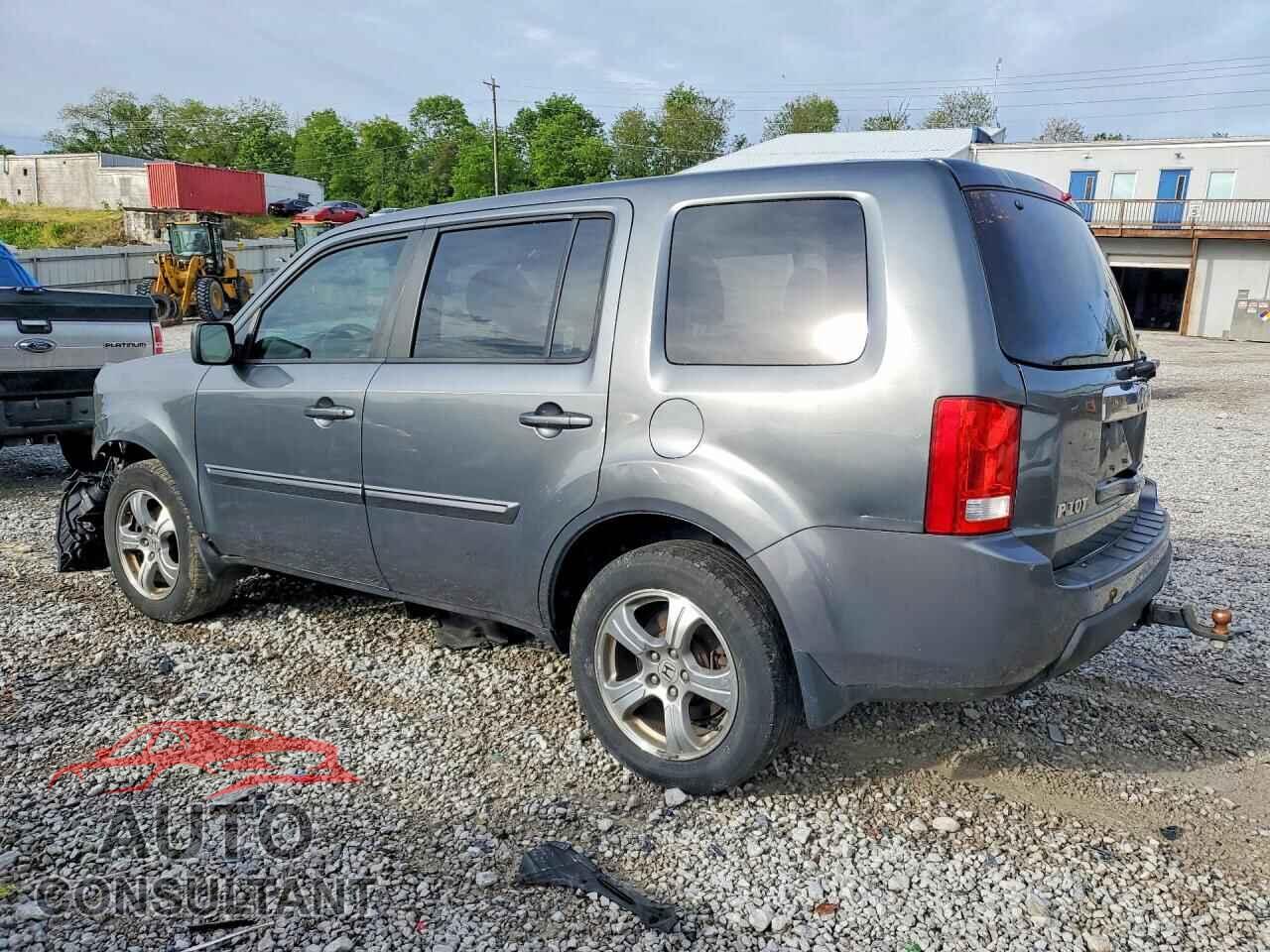 HONDA PILOT 2013 - 5FNYF3H53DB033908