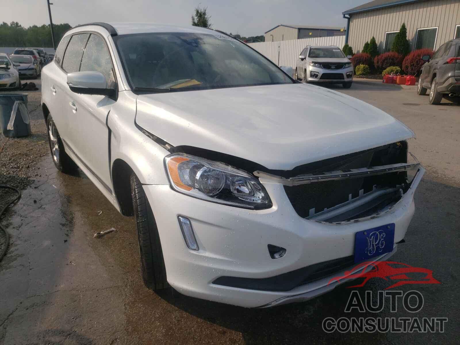 VOLVO XC60 2017 - YV440MDJ8H2196844