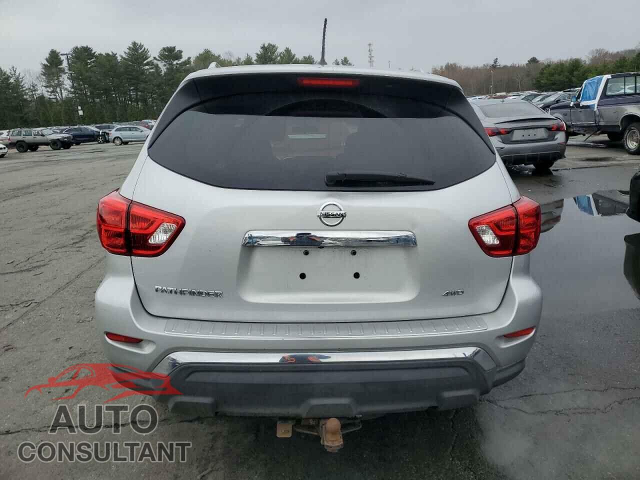 NISSAN PATHFINDER 2017 - 5N1DR2MM2HC638563