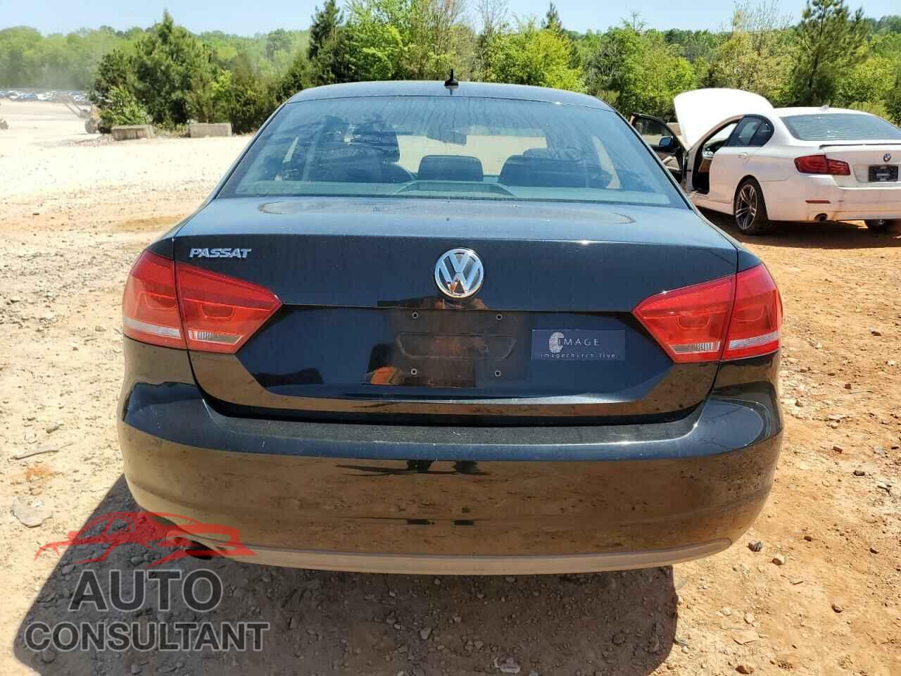 VOLKSWAGEN PASSAT 2012 - 1VWAP7A37CC044983