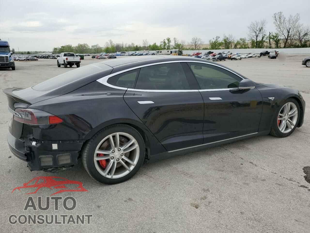 TESLA MODEL S 2015 - 5YJSA1H42FF089907