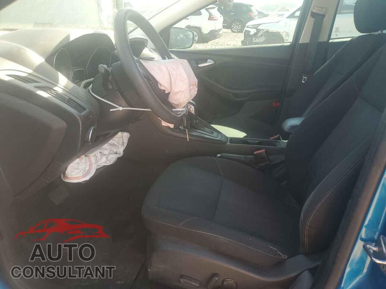 FORD FOCUS 2016 - 1FADP3F22GL369822