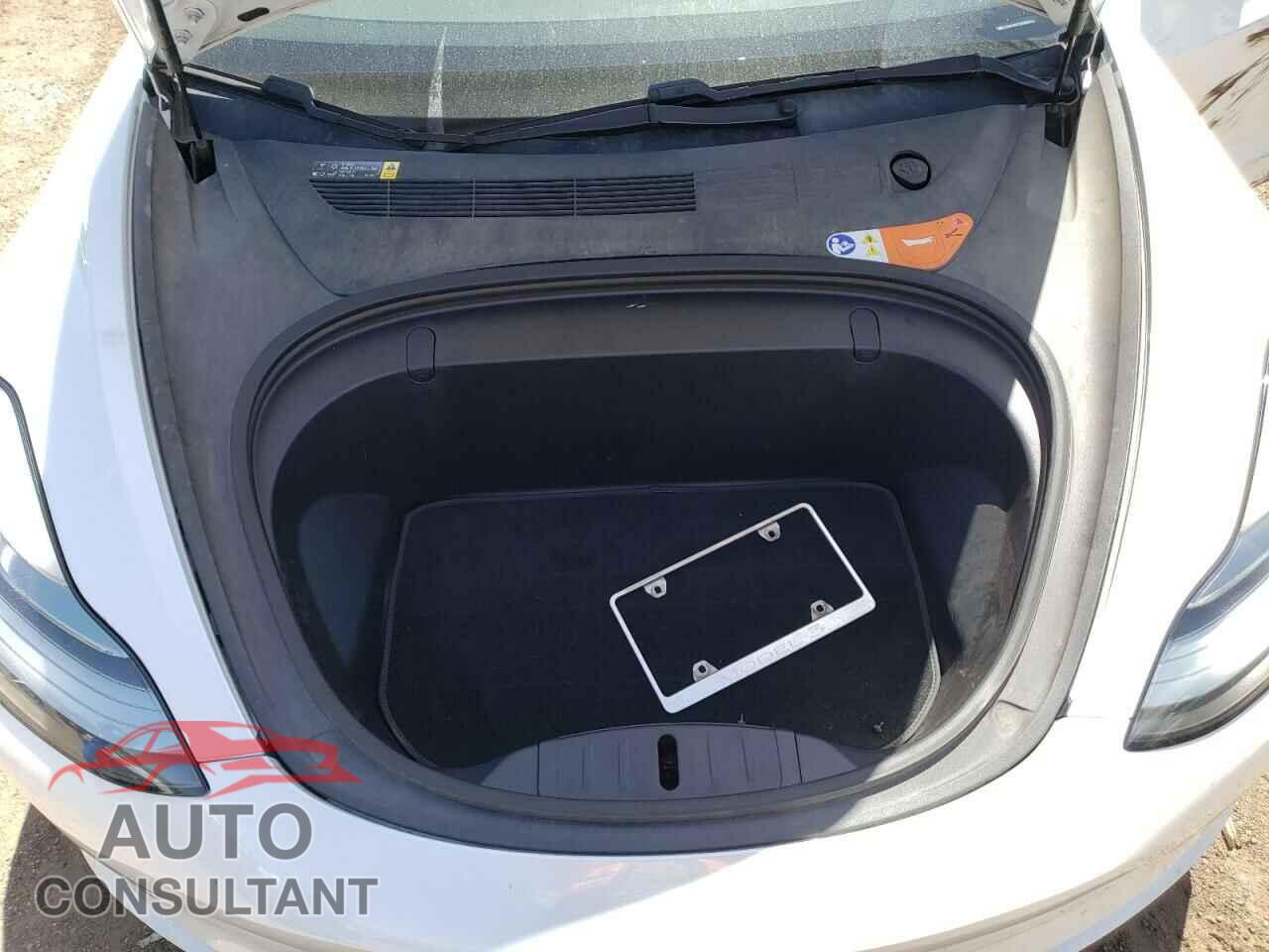 TESLA MODEL 3 2018 - 5YJ3E1EA0JF009998