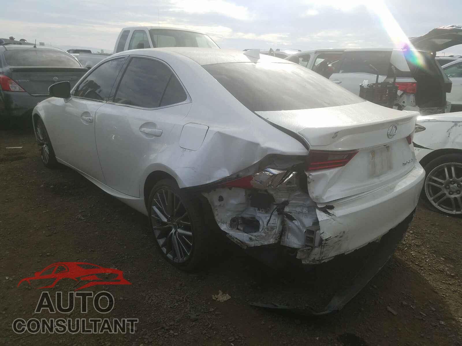 LEXUS IS 2016 - JTHBA1D22G5012542