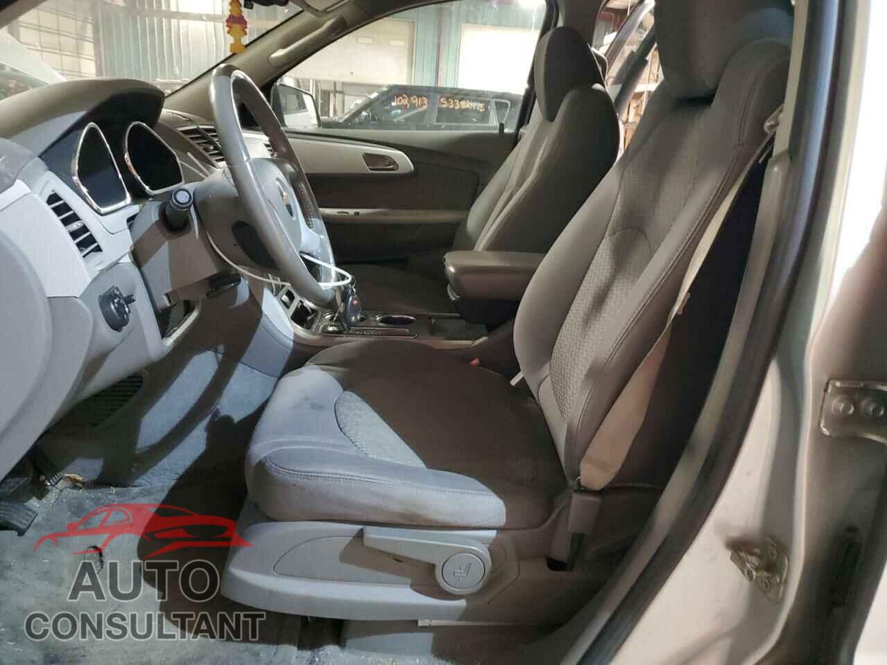 CHEVROLET TRAVERSE 2011 - 1GNKRFED7BJ206031