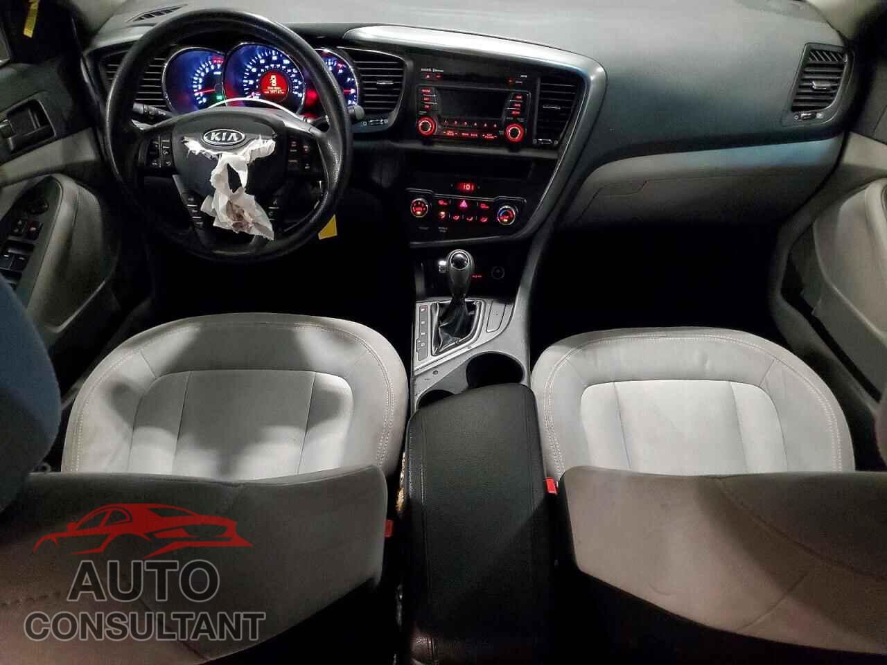 KIA OPTIMA 2011 - KNAGM4A72B5132072