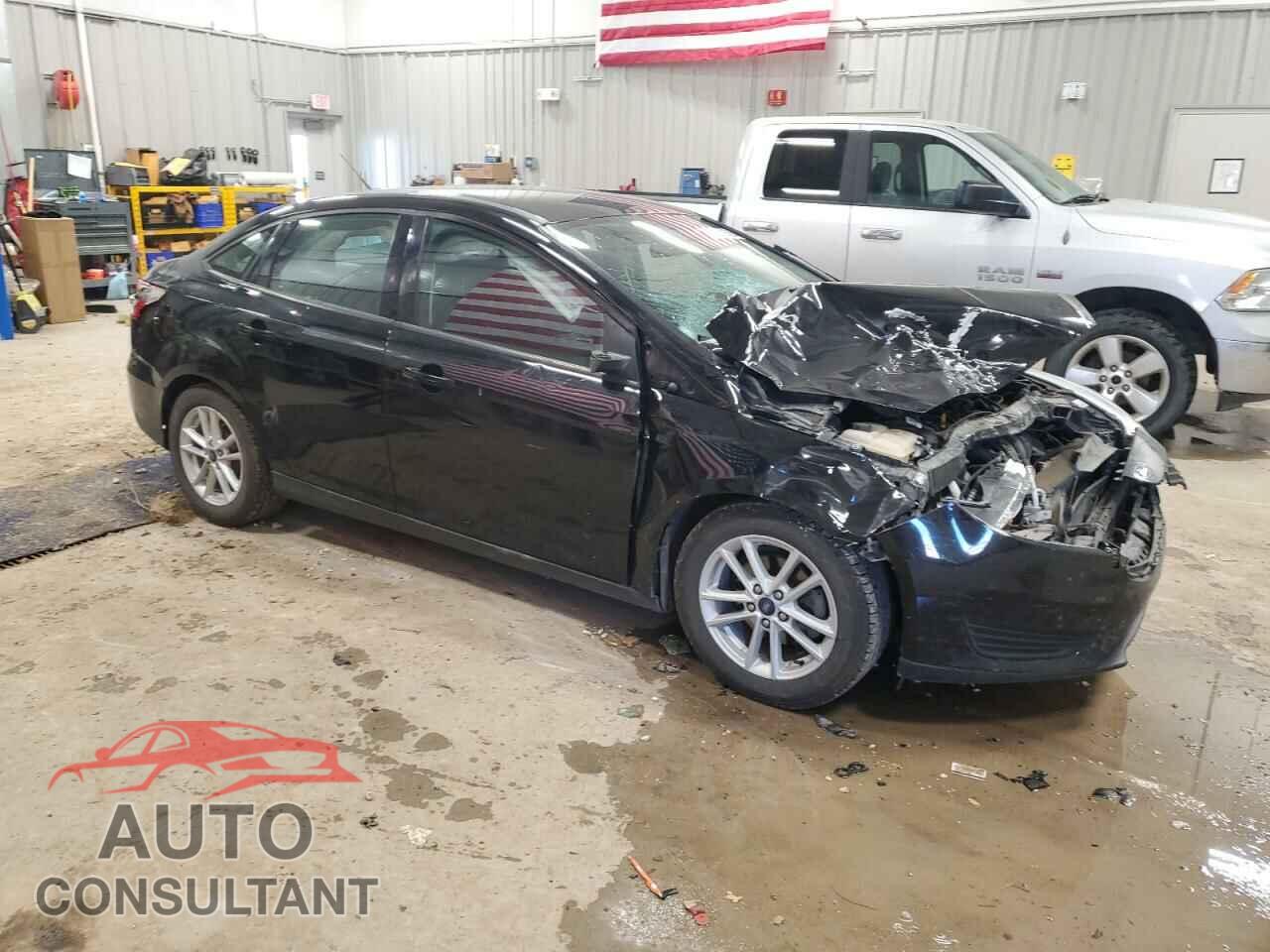 FORD FOCUS 2018 - 1FADP3F22JL303696