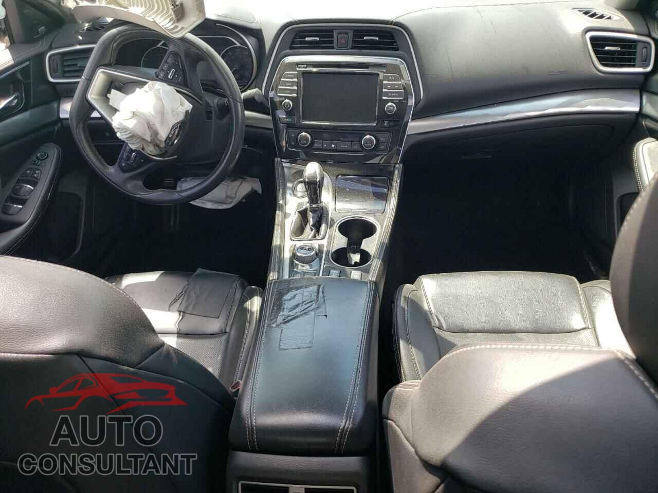 NISSAN MAXIMA 2019 - 1N4AA6AV3KC377220