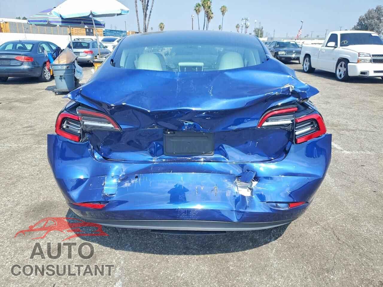 TESLA MODEL 3 2021 - 5YJ3E1EA5MF875233