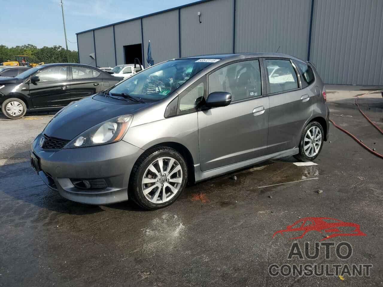 HONDA FIT 2013 - JHMGE8H50DC071183