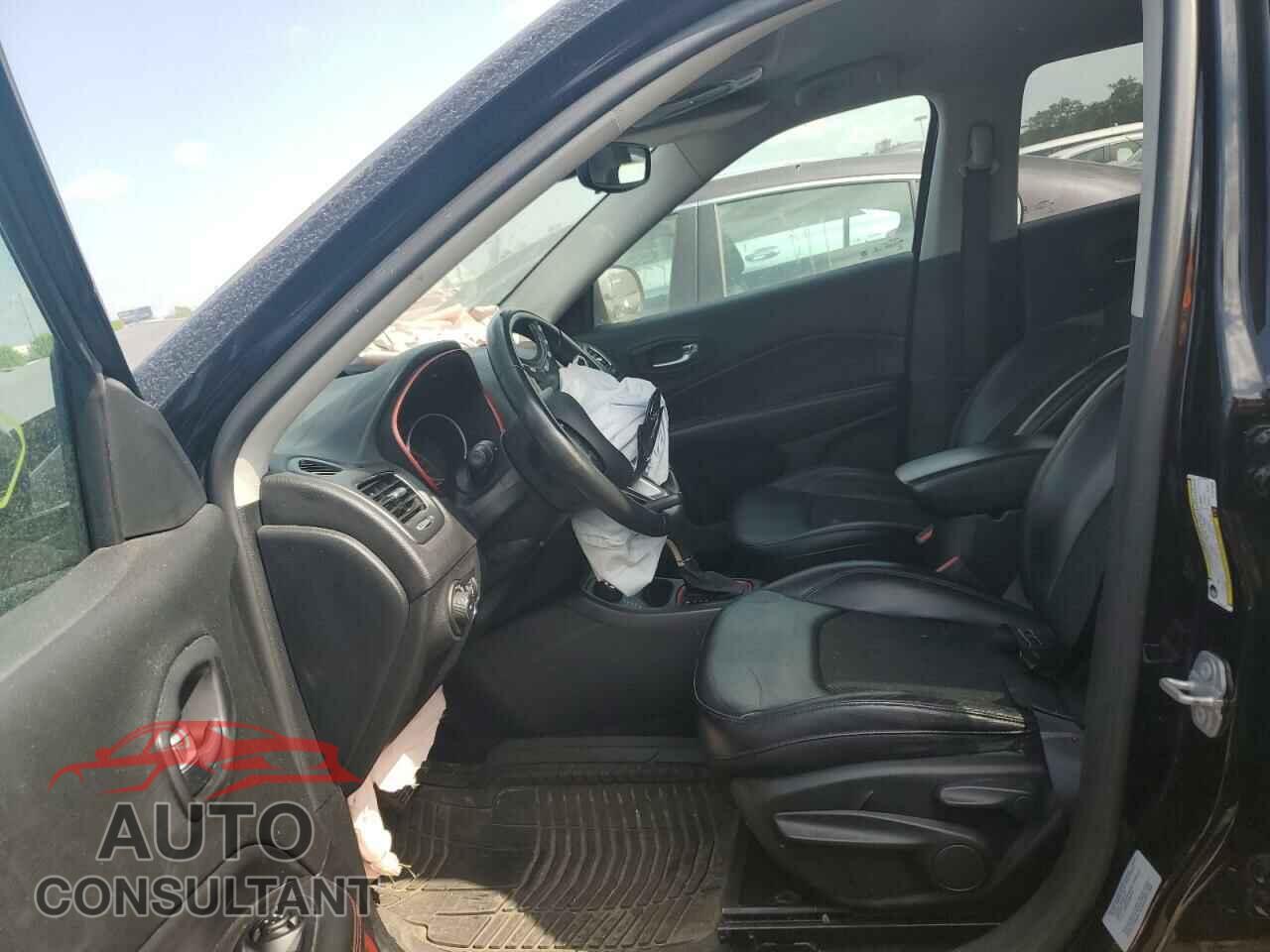 JEEP COMPASS 2017 - 3C4NJDDB5HT597635