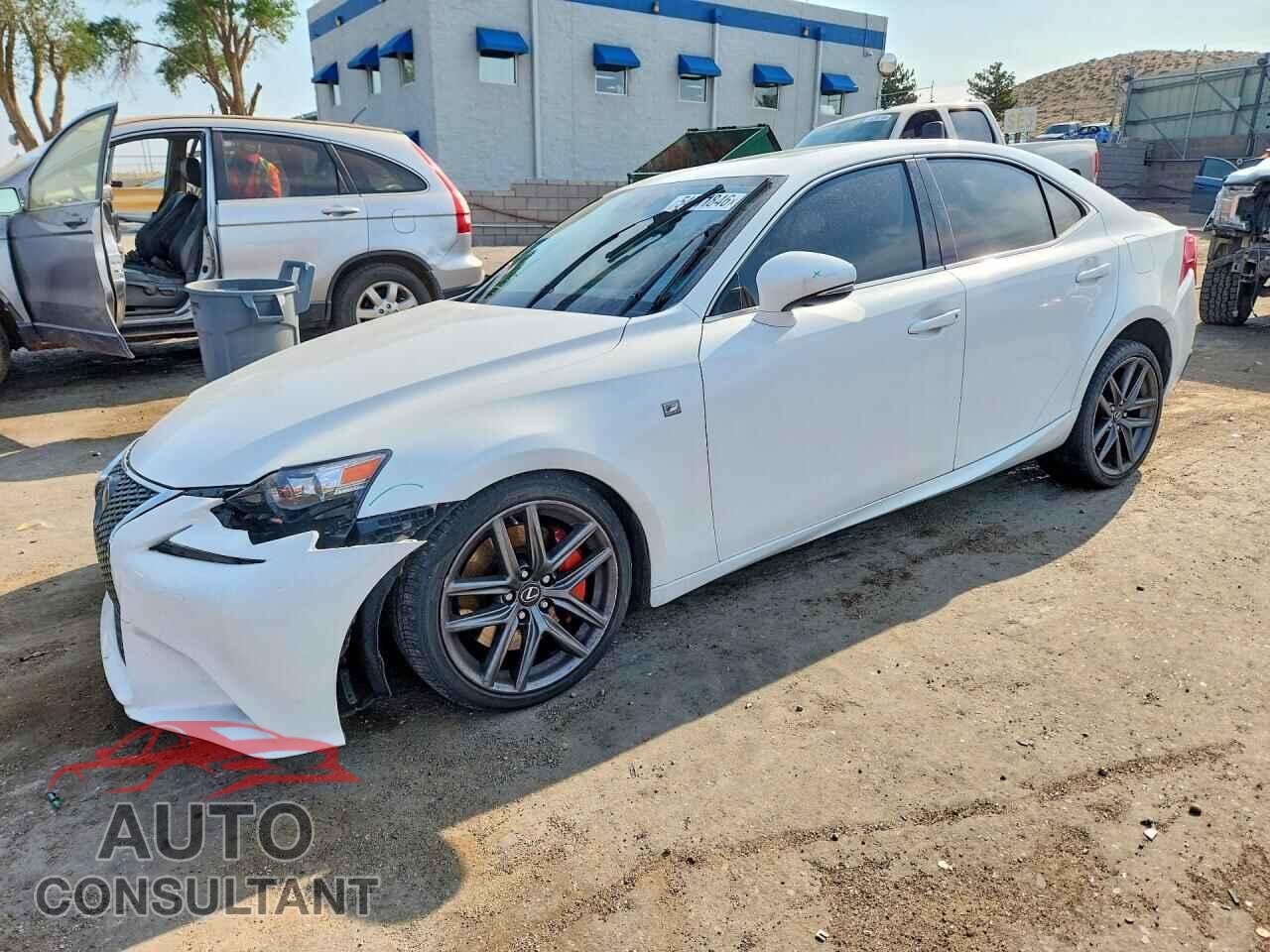 LEXUS IS 2014 - JTHBE1D22E5013272