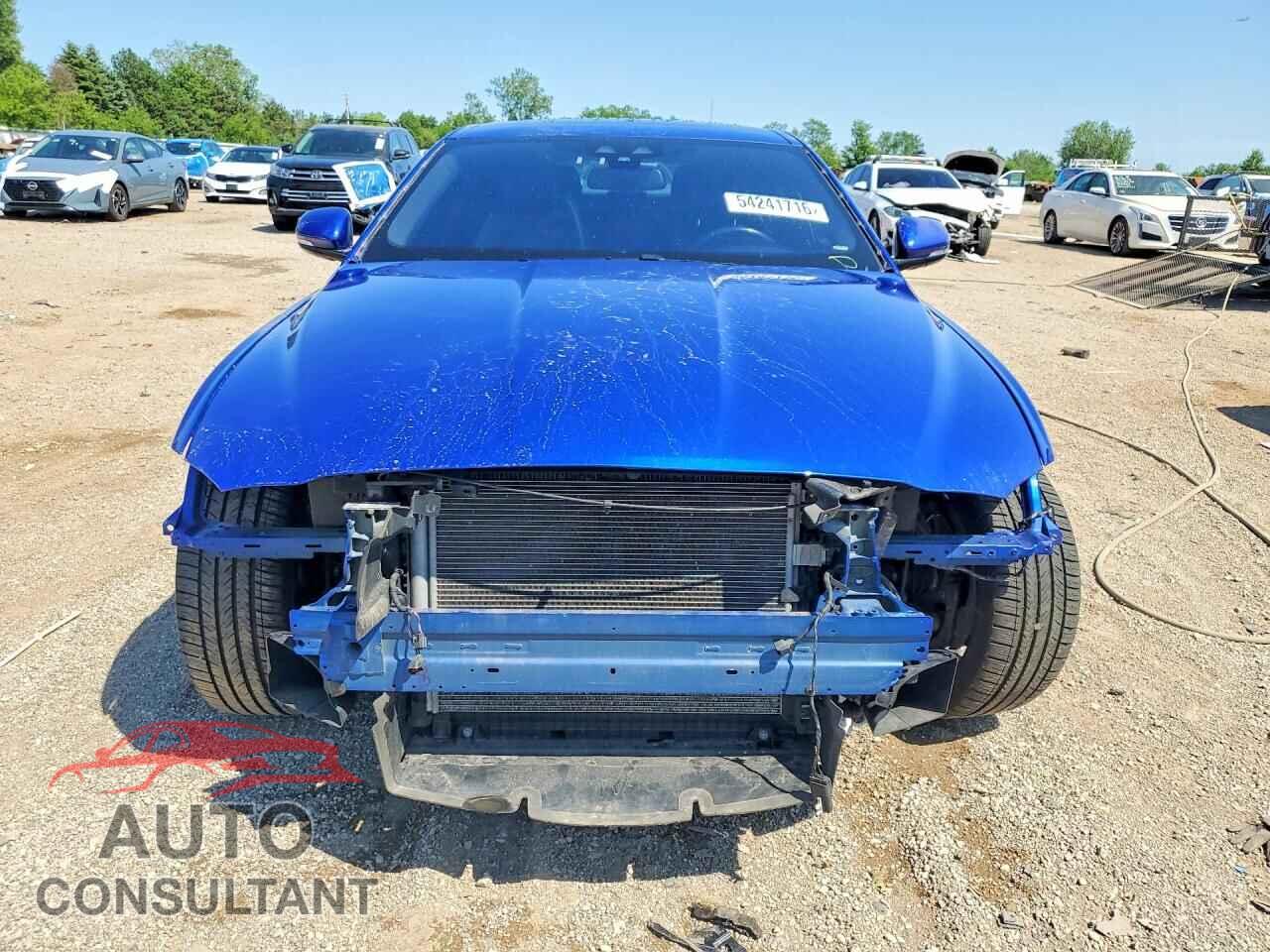JAGUAR XE 2017 - SAJAL4BV5HA960854