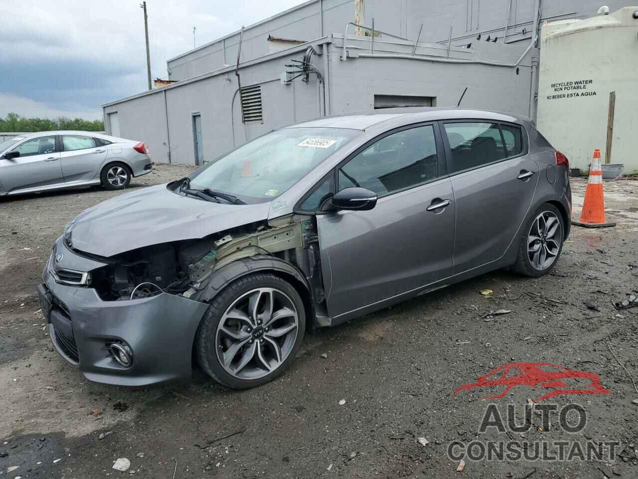 KIA FORTE 2016 - KNAFZ5A32G5498640