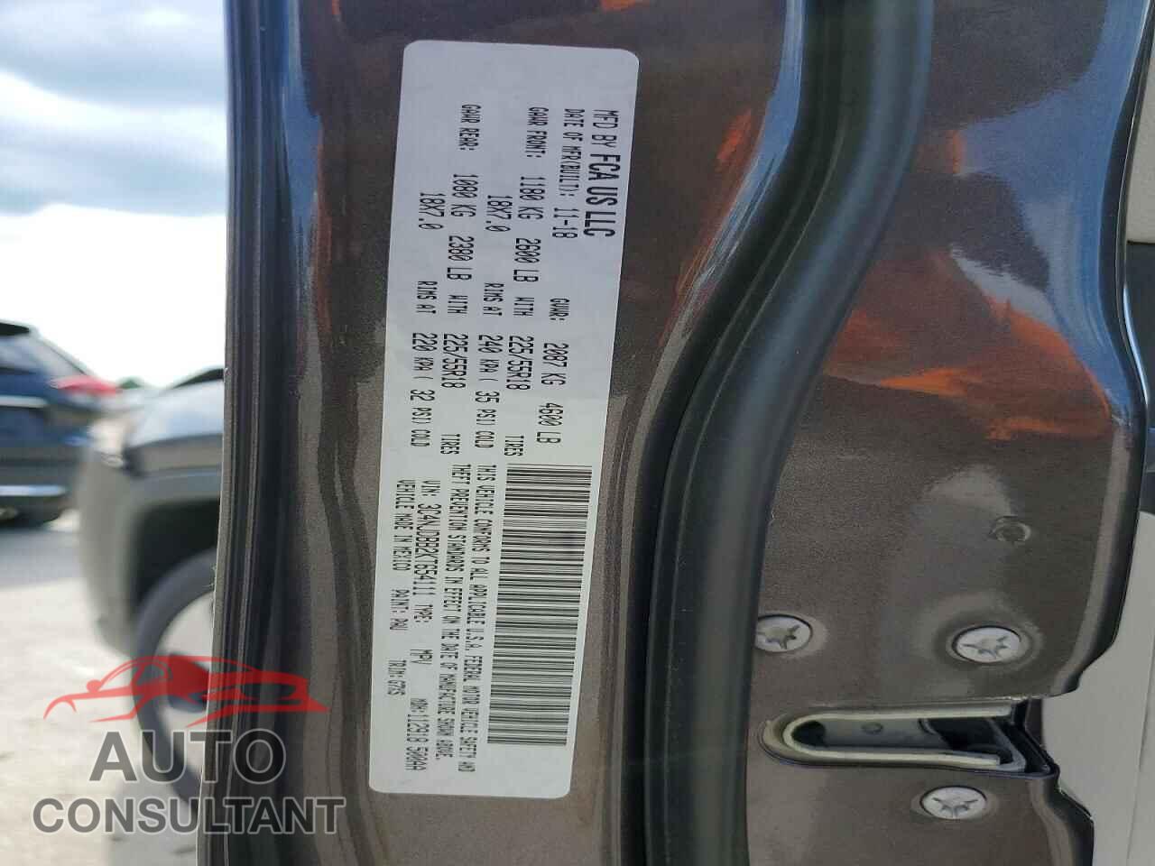 JEEP COMPASS 2019 - 3C4NJDBB2KT654111