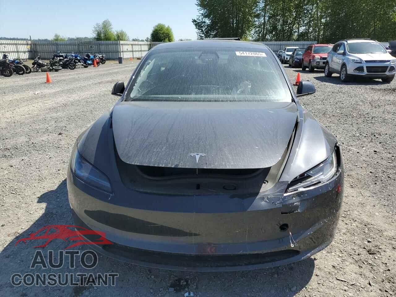 TESLA MODEL 3 2024 - 5YJ3E1EA1RF721058
