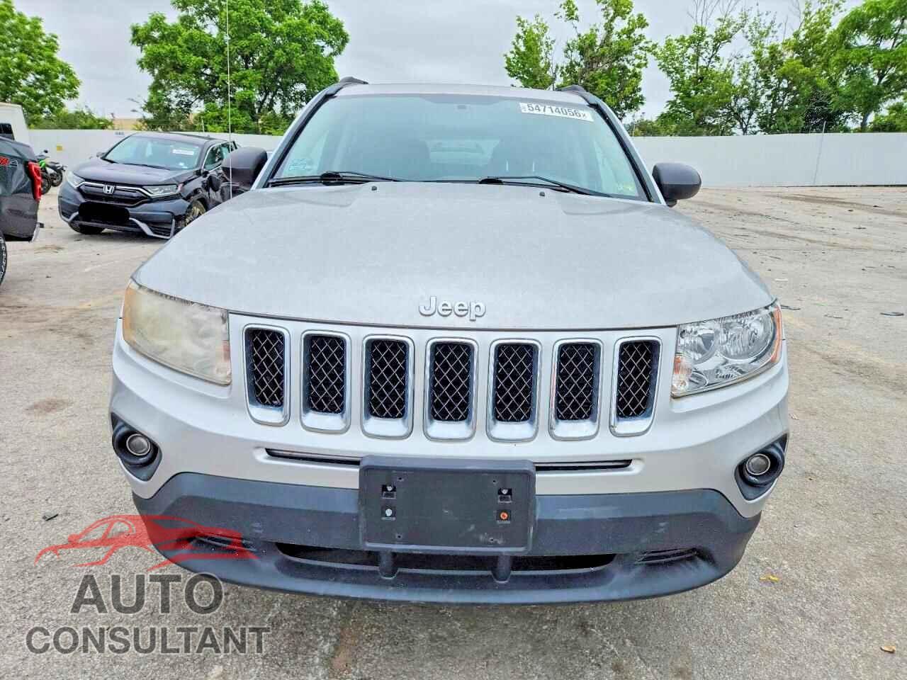 JEEP COMPASS 2011 - 1J4NF1FB2BD159093