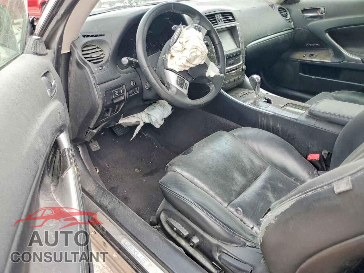 LEXUS IS 2011 - JTHFE2C29B2505352