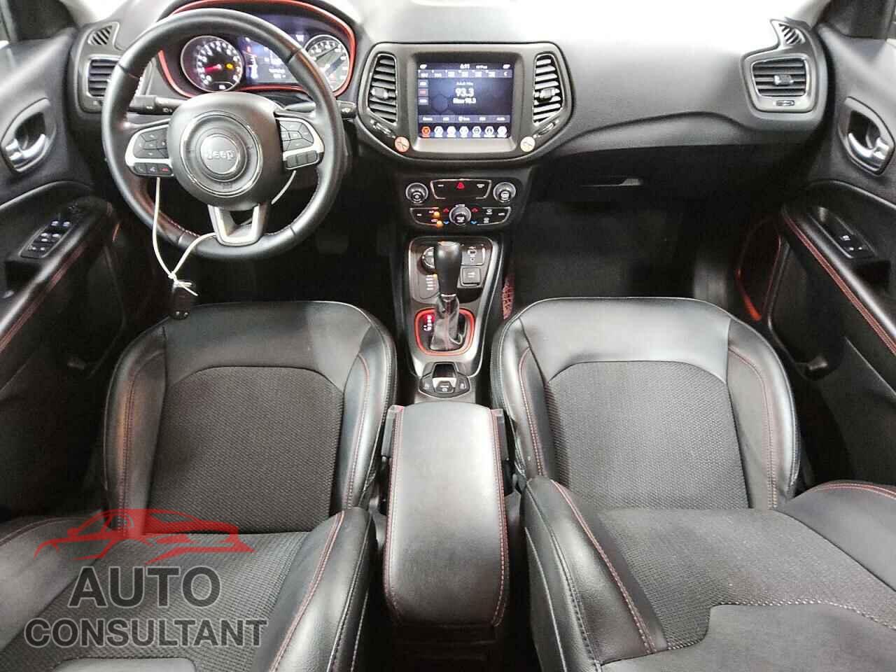 JEEP COMPASS 2020 - 3C4NJDDB7LT163533