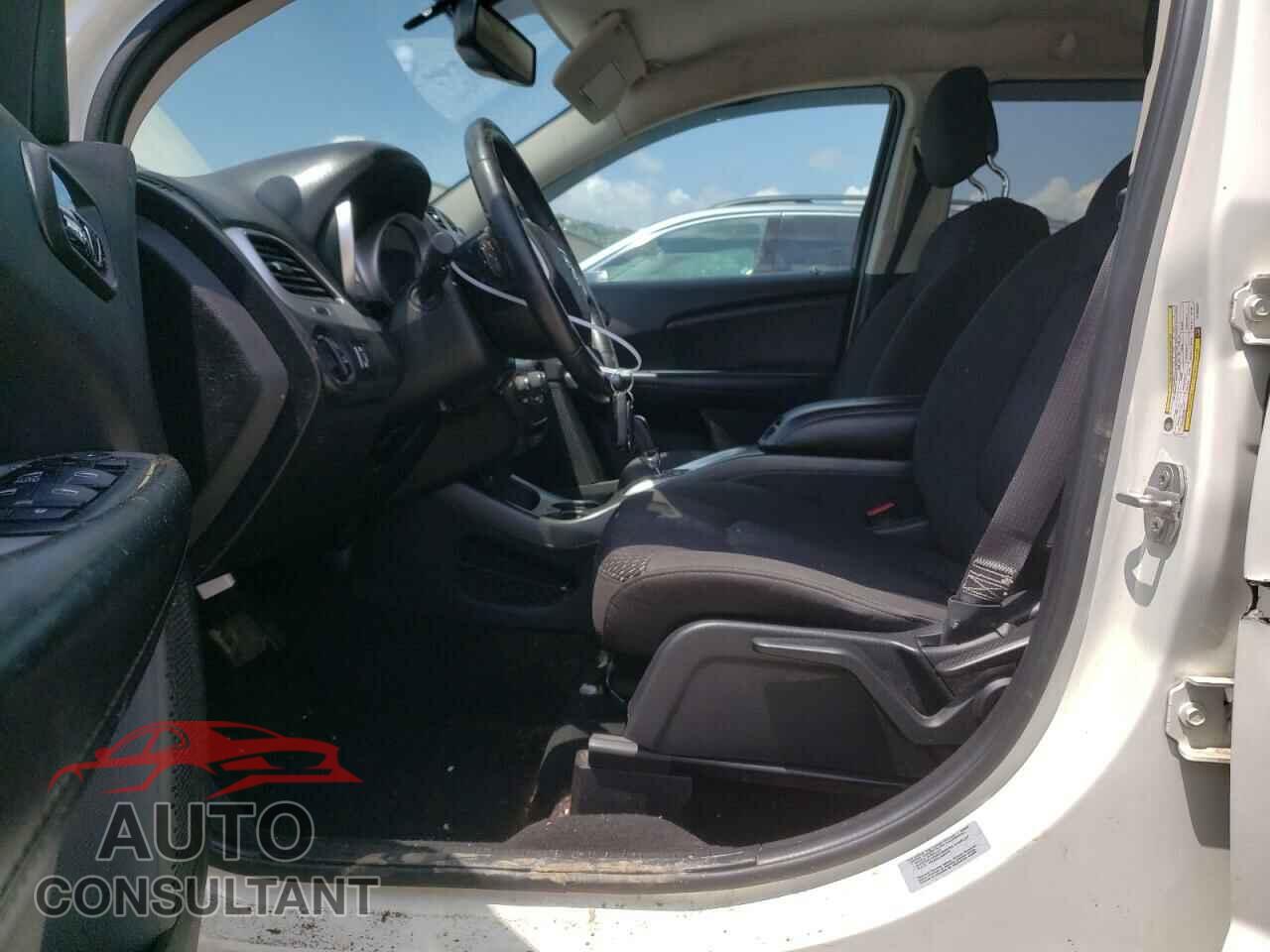 DODGE JOURNEY 2017 - 3C4PDCBB6HT695537