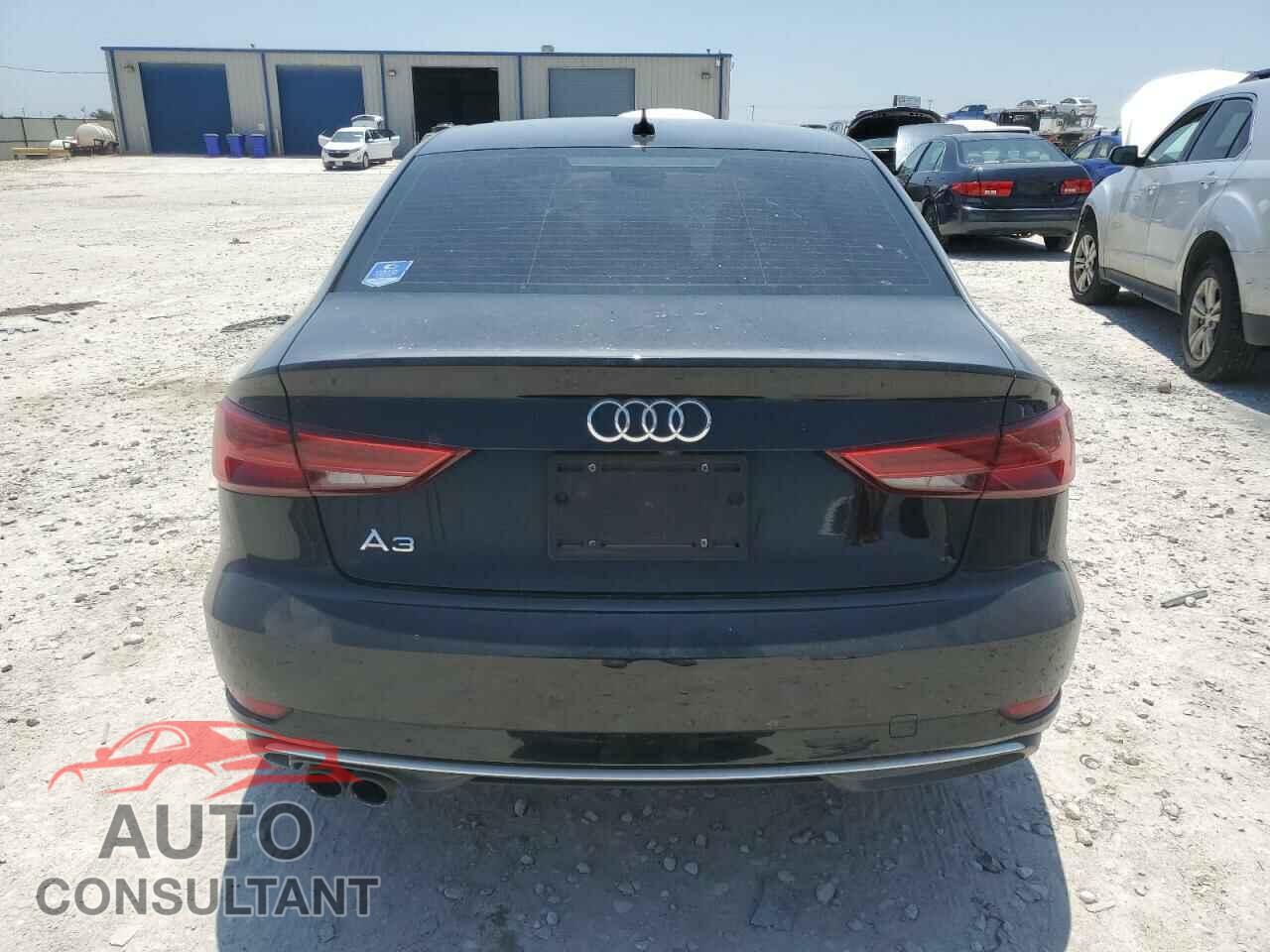 AUDI A3 2017 - WAUAUGFF0H1067178