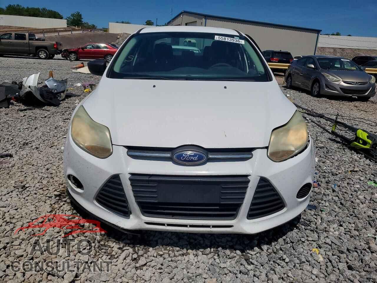 FORD FOCUS 2013 - 1FADP3E20DL338081