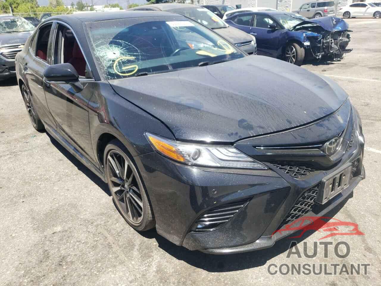 TOYOTA CAMRY 2018 - 4T1B61HKXJU129694