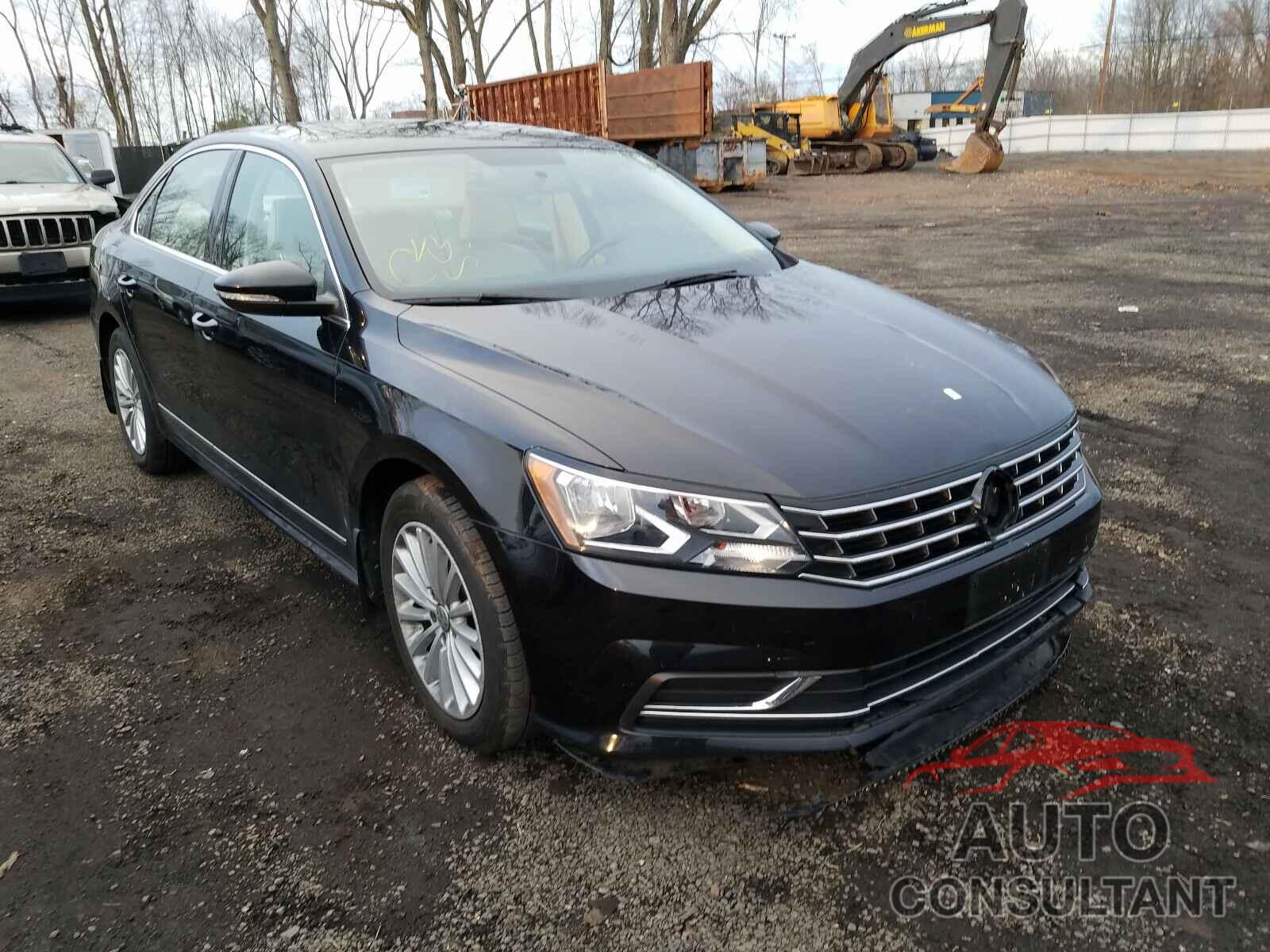 VOLKSWAGEN PASSAT 2017 - 1VWBT7A39HC012799