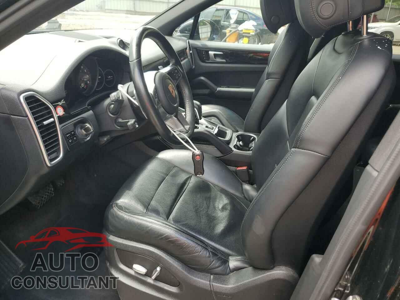 PORSCHE CAYENNE 2019 - WP1AA2AY8KDA04454