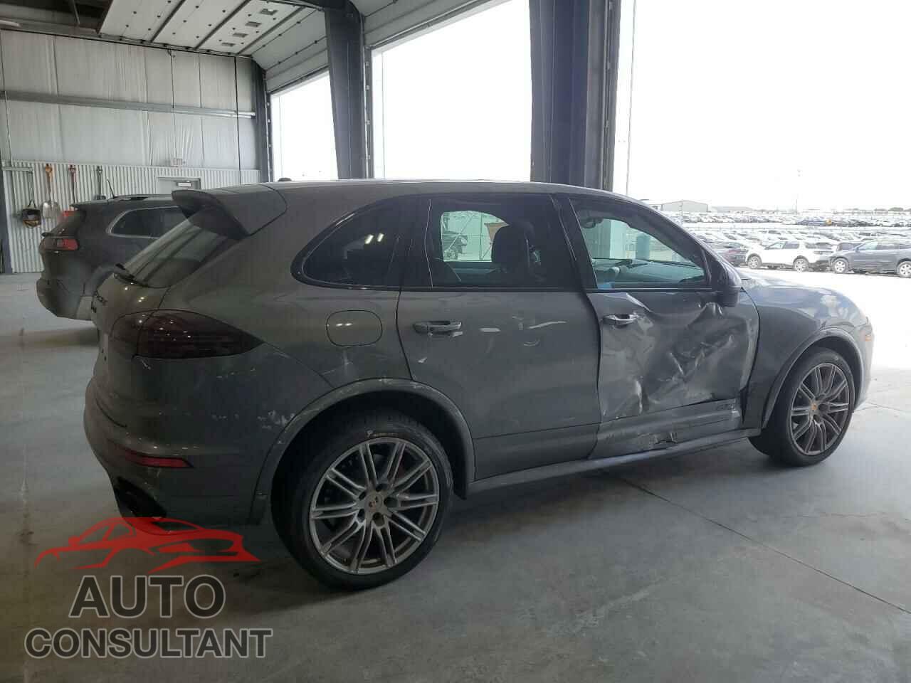 PORSCHE CAYENNE 2016 - WP1AD2A2XGLA80001