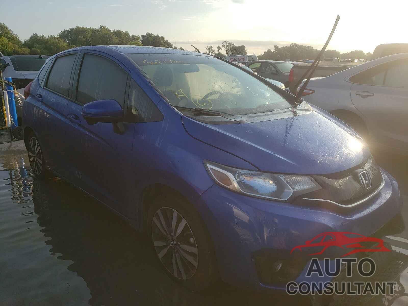 HONDA FIT 2017 - JHMGK5H73HS004372