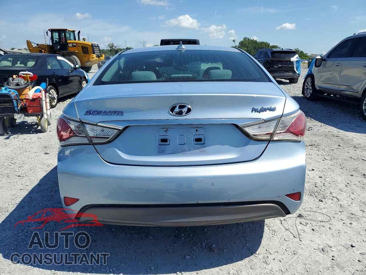 HYUNDAI SONATA 2012 - KMHEC4A40CA036559