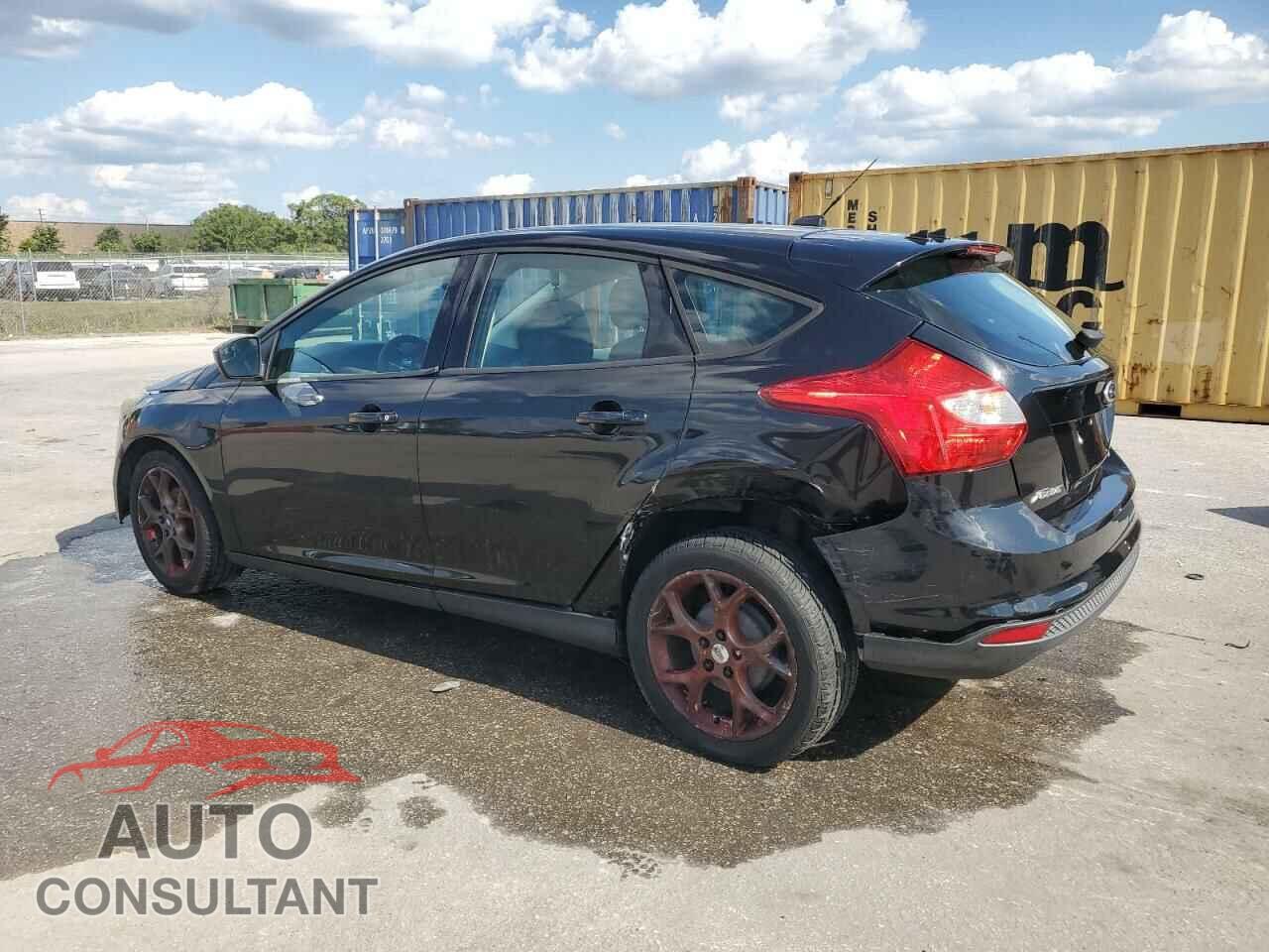 FORD FOCUS 2012 - 1FAHP3K28CL420113
