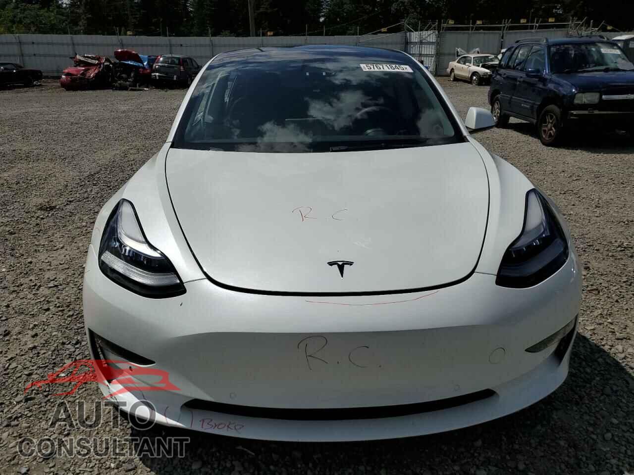 TESLA MODEL 3 2022 - 5YJ3E1EA4NF295456
