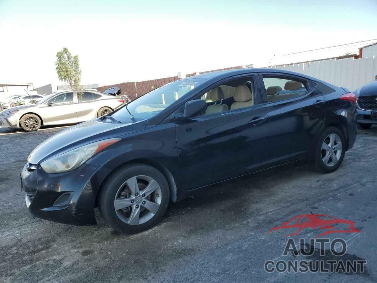 HYUNDAI ELANTRA 2013 - KMHDH4AE8DU918469
