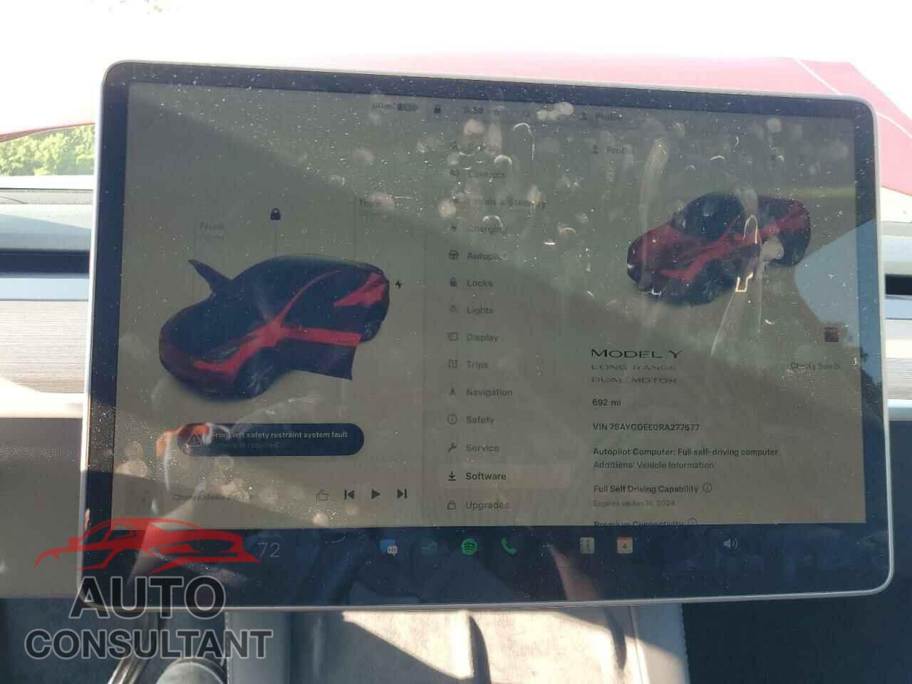 TESLA MODEL Y 2024 - 7SAYGDEE0RA277577